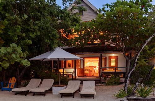 Oracabessa Villa | Goldeneye Two Bedroom Beach Villa