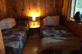 North Washington Cabin | Chet’s Camps’ Hilltop Cabin on Beautiful Big Lake