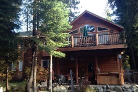 Tahoe Pines House | Cozy Tahoe Pines Cabin