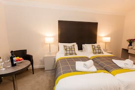 Dalkeith Apartment | Dalkeith Apart Hotel Twin Bedroom