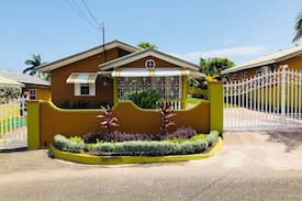 Claremont House | Stunning 1 bed 1 bath villa , Ocho Rios