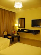 Amman Apartment | Ocean Hotel Spectacular Queen Room
