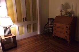 Niantic House | Private room on Gorton Pond