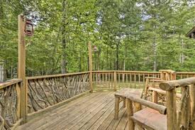 Cedar Mountain Cabin | Cedar Mountain Cabin - Near Jones Gap State Park!