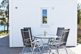 Timmernabben Cabin | Stuga på 25m² med havsutsikt i Timmernabben.