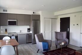 Navy Yard Apartment | Sonder | Callisto | Airy Studio + Laundry