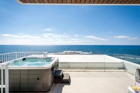 Kissonerga Villa | Villa Vista Beachfront Heated Pool Hot Tub