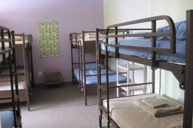 South End Hostel | 8-Bed Dorms @ The Burlington Hostel