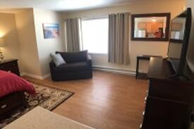 Old Lyme Apartment | NEW! Shore Road Inn Room 4