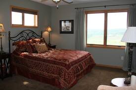 Verona House | Springdale Inn