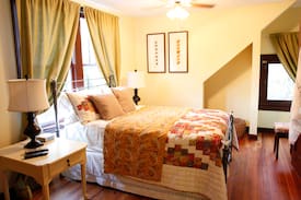 Southern Pines Cabin | AOS Vacation Cottage