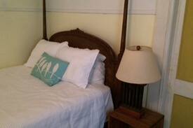 Niantic House | Private room on Gorton Pond