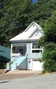 Dunsmuir House | Dunsmuir Getaway