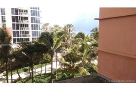 Sunny Isles Beach Apartment | Ocean View Studio in Sunny Isles Beach