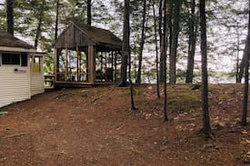 North Washington Cabin | Chet’s Camps’ Hilltop Cabin on Beautiful Big Lake