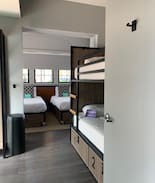 Mid Beach Hostel | Generator - Bed in 4 bed ADA Dorm