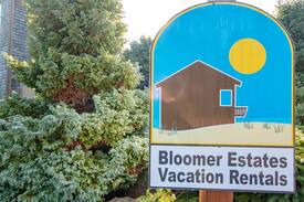 Klipsan Beach House | Bk 2/Get 2 FREE! Beach Path, HOT TUB, WiFi, Cable, Pets, BBQ, Luxury (Hidden)