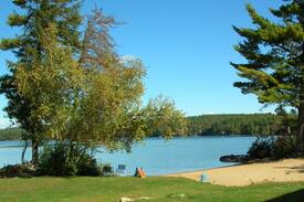 Meredith House | Modern 4 bedroom, 3 bath Lakefront home near town