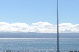 Ahuriri House | Beach Haven Apartment