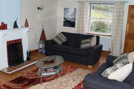 Laugharne House | Glens Reach Cottage in coastal Laugharne