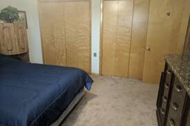 Brighton Bed & Breakfast | DIA BnB - We love workers - DIA layover - Quiet