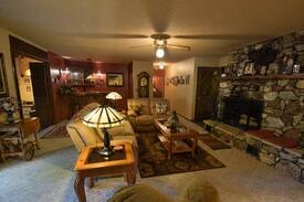 Bass Lake House | Bass Lake Vacation Home Summer & Winter