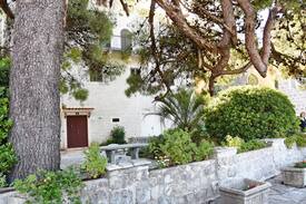 Perast Apartment | Villa Roza: Waterfront One Bedroom Apartment