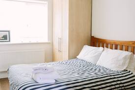 Douglas Apartment | Cork City Roachestown Hotels Ringaskiddy Factories