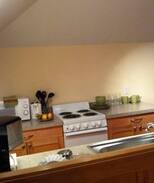 Hermann Apartment | Historic District Lofty Kitchenette