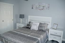 Spring Valley Apartment | Flamingo rentals - home away from home