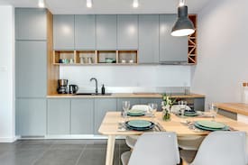 Old Town Apartment | Granary Island - Deluxe One Bedroom Apartment