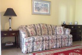 Pembroke Apartment | #"Shibumi" East Apartment