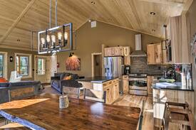 Fairplay Cabin | Modern Fairplay Cabin on 41 Private Acres!