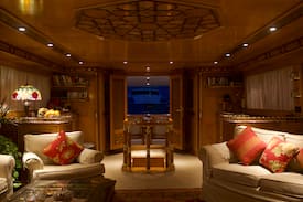 Muscat Boat Rental | Luxury Yacht in Muscat