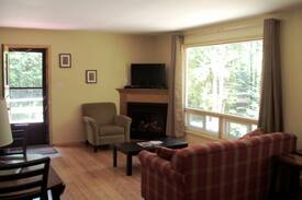 Madawaska Valley Cabin | Barry's Bay Cottages - Trillium #16