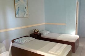 Luzon Hotel | Uptown Plaza Hotel