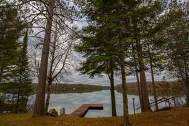 Land O Lakes Cabin | Lakefront Cabin on Black Oak Lake w/ Private Pier!