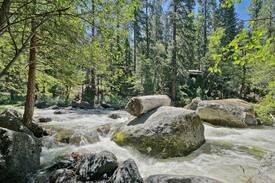 Kyburz Cabin | Summer time retreat on the river!