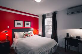 Downtown St. John's House | Signal Hill Brownstone by Hometel