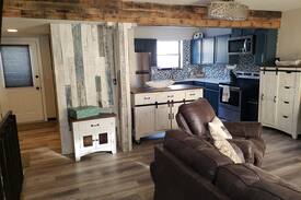 Grand Lake House | Mountain lake getaway