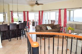 Marigot Bay Villa | Chrissy's Villa - 1 bedroom penthouse apartment