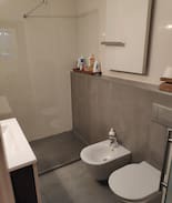 Badalona House | Quiet & cozy House 20' away from Barcelona.