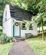 Abingdon Other | The Cottage at Stillpoint