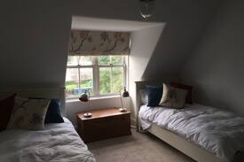 Morningside House | Quiet Twin Room in a Victorian Townhouse
