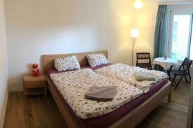 Rotkreuz Apartment | The heART of Switzerland - 15 mins to Lucerne