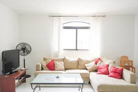 Marsaskala Apartment | Spacious 3 bed aprtmnt by the beach