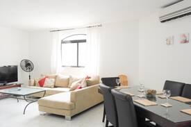 Marsaskala Apartment | Spacious 3 bed aprtmnt by the beach