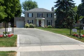Historic Old Town Bed & Breakfast | Abacot Hall