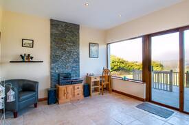 Glenbeigh Cabin | Traditional Irish Thatched Cottage