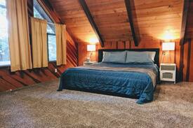 Gualala House | Cozy “Treehouse” 4 BDRM - Gualala, Mendocino Coast